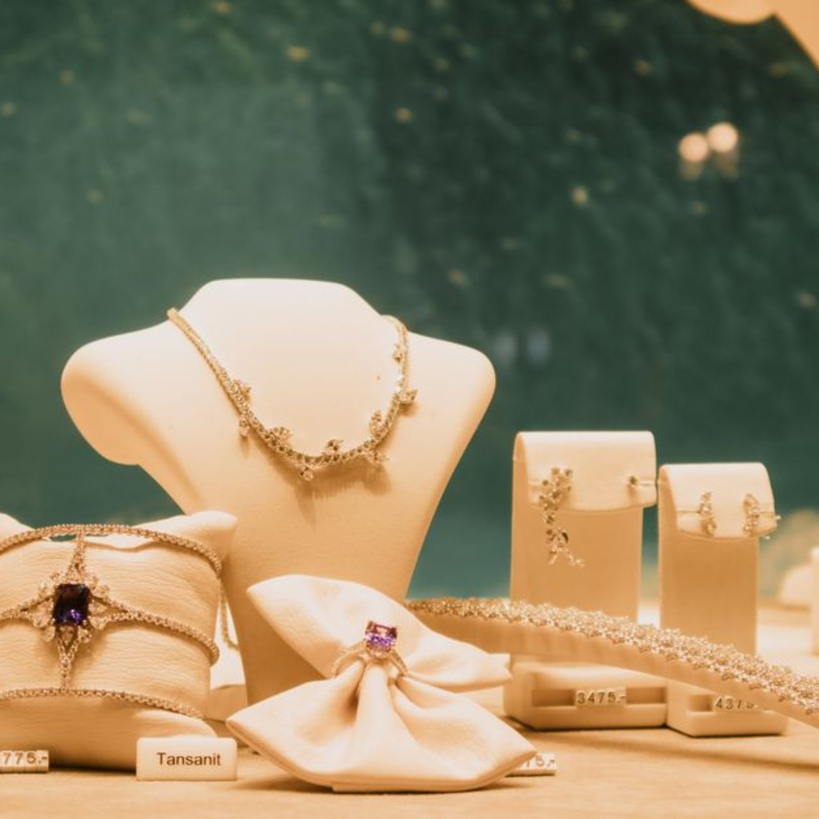 Is Paparazzi Jewelry Going Out Of Business