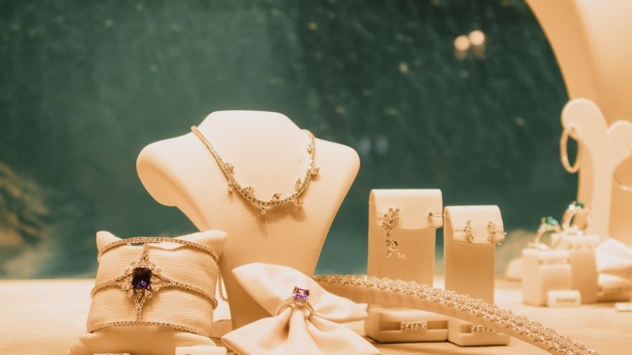 Is Paparazzi Jewelry Going Out Of Business